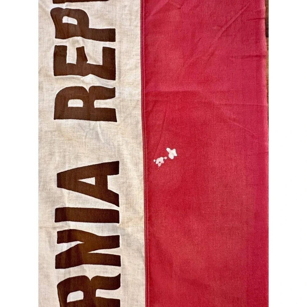 Vintage California Republic Flag Large Cream Red Fair Distressed‎ Cotton